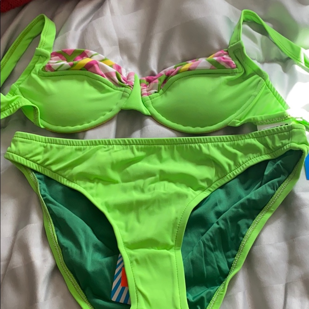Ujena Bikini
